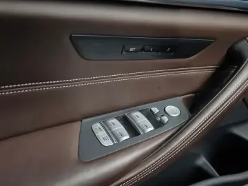 2019 BMW 5 серии с пробегом 63 634 км