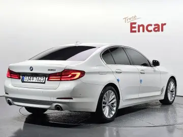 2020 BMW 5 серии с пробегом 70 970 км