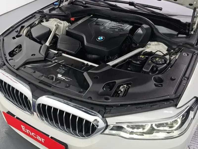 2020 BMW 5 серии с пробегом 70 970 км