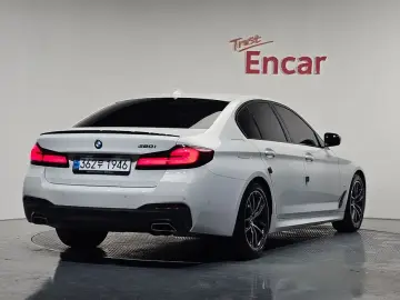 2021 BMW 5 серии с пробегом 73 209 км