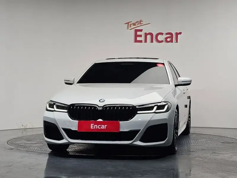 2021 BMW 5 серии с пробегом 73 209 км