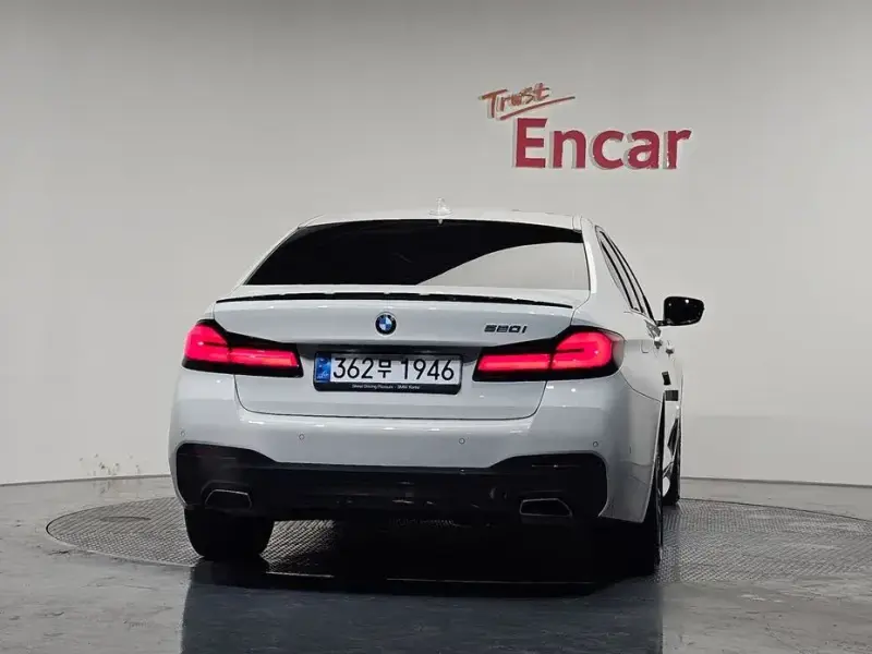 2021 BMW 5 серии с пробегом 73 209 км