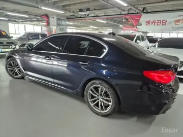 2018 BMW 5 серии с пробегом 63 812 км