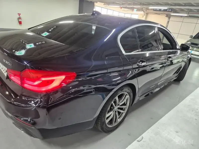 2018 BMW 5 серии с пробегом 63 812 км