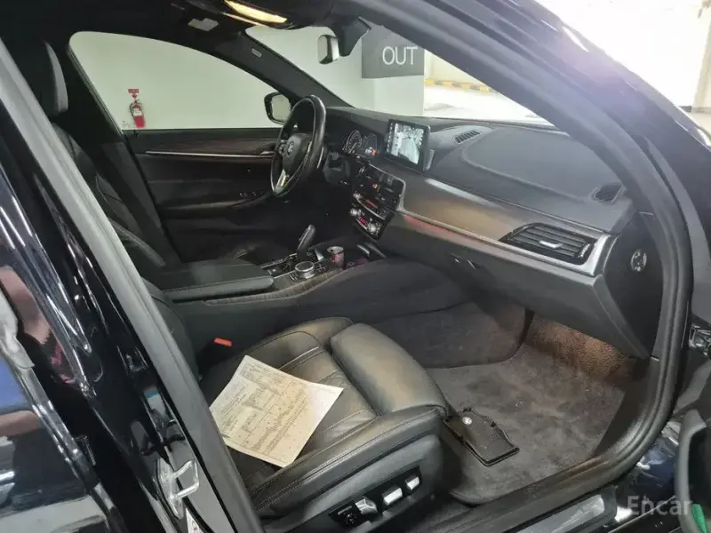 2018 BMW 5 серии с пробегом 63 812 км