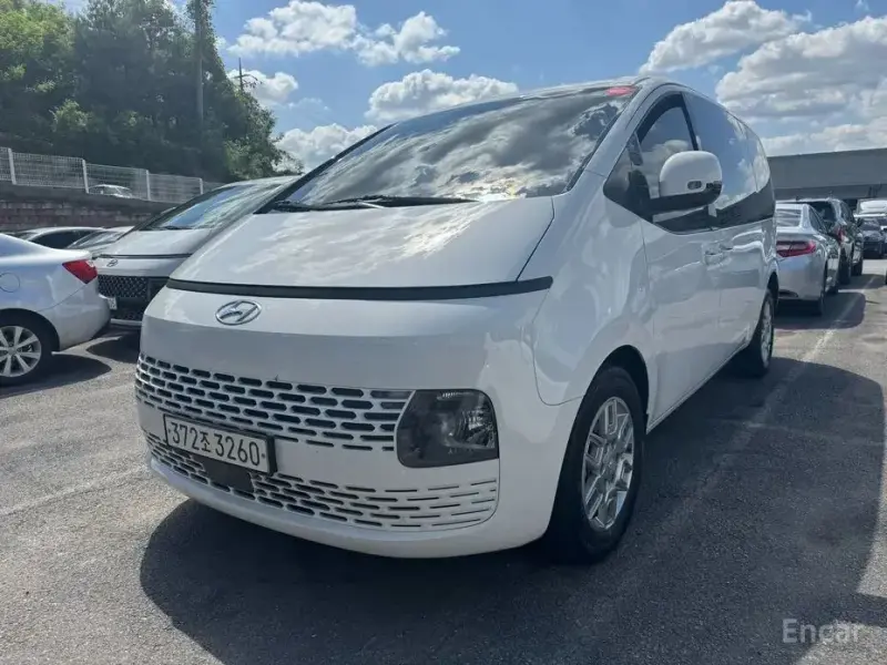 2022 Hyundai Staria с пробегом 68 899 км