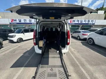 2022 Hyundai Staria с пробегом 68 899 км
