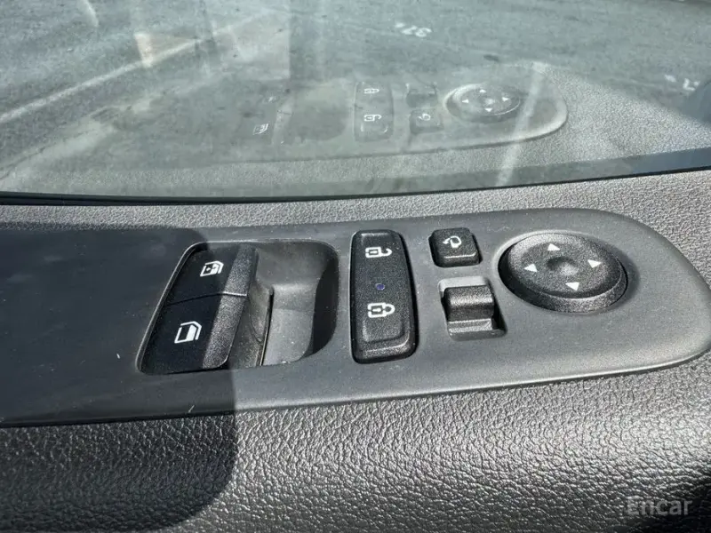 2022 Hyundai Staria с пробегом 68 899 км