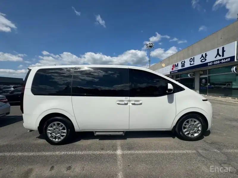 2022 Hyundai Staria с пробегом 68 899 км