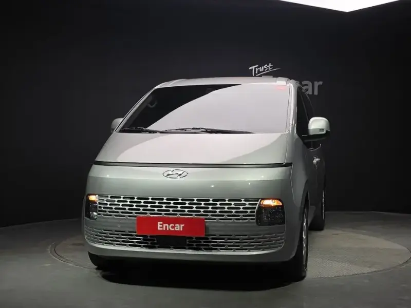 2022 Hyundai Staria с пробегом 64 460 км