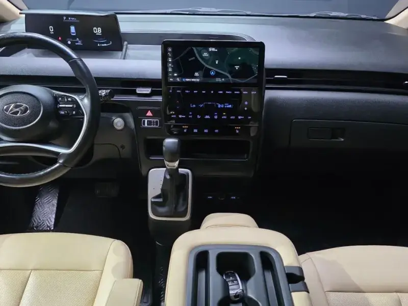2022 Hyundai Staria с пробегом 64 460 км