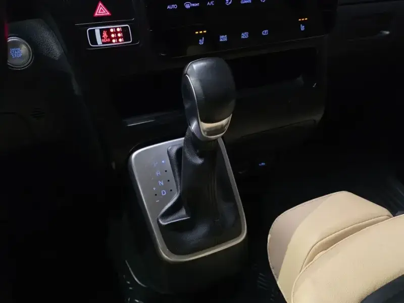 2022 Hyundai Staria с пробегом 64 460 км