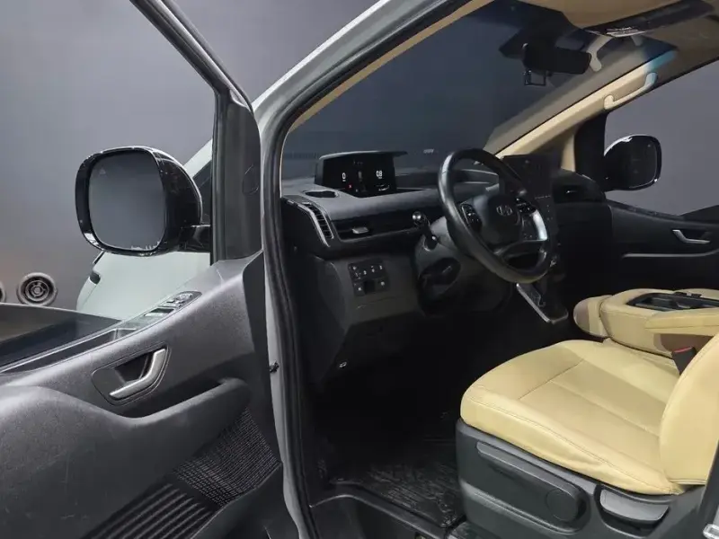 2022 Hyundai Staria с пробегом 64 460 км