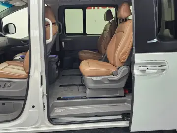 2022 Hyundai Staria с пробегом 30 070 км
