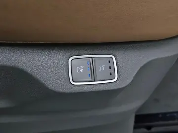 2022 Hyundai Staria с пробегом 30 070 км