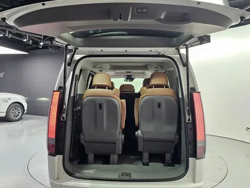 2022 Hyundai Staria с пробегом 30 070 км