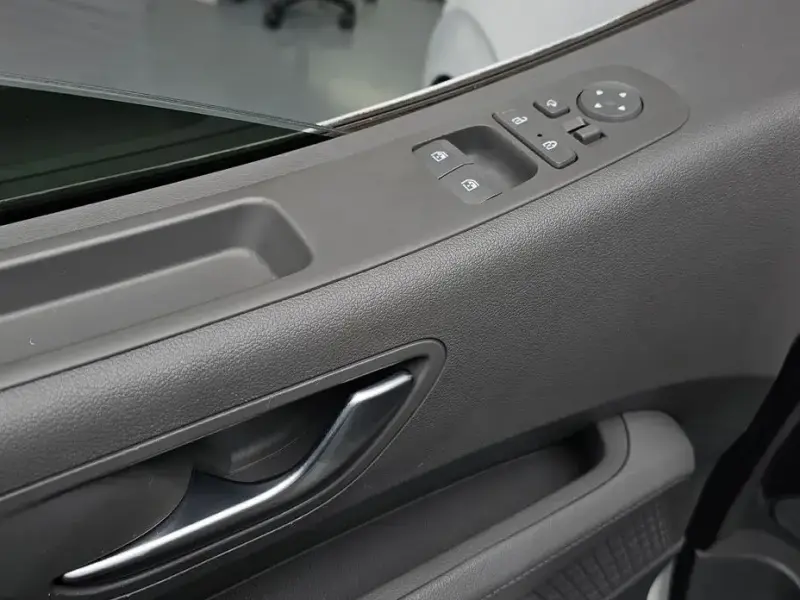 2022 Hyundai Staria с пробегом 30 070 км