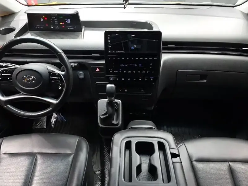 2021 Hyundai Staria с пробегом 35 042 км
