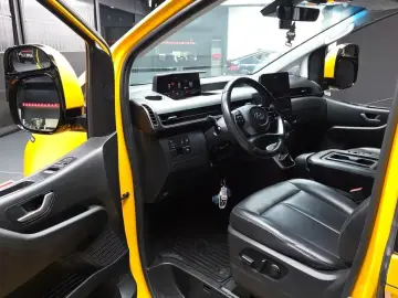 2021 Hyundai Staria с пробегом 35 042 км