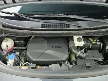 2022 Hyundai Staria с пробегом 69 621 км
