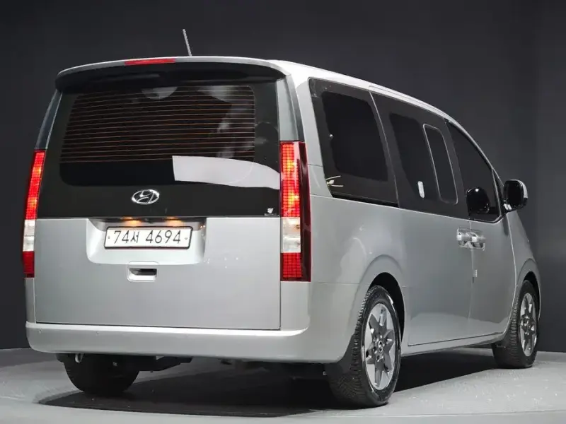 2021 Hyundai Staria с пробегом 65 299 км