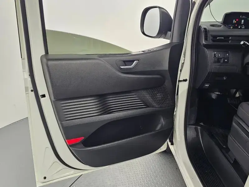 2021 Hyundai Staria с пробегом 80 003 км