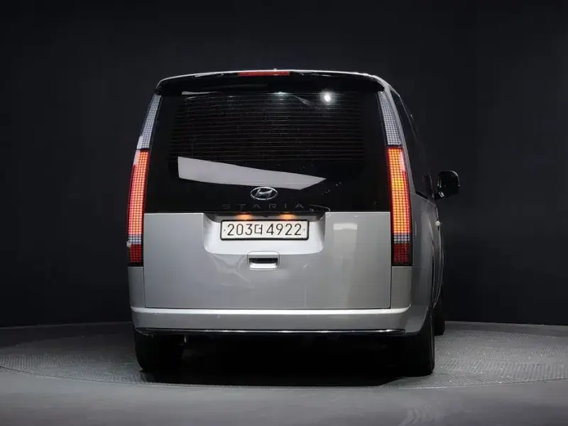 2021 Hyundai Staria с пробегом 98 927 км