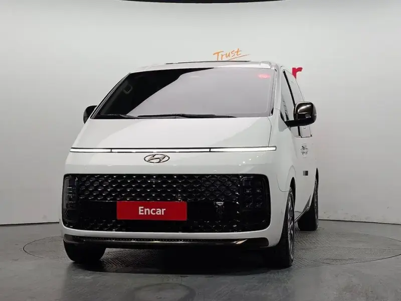 2022 Hyundai Staria с пробегом 55 011 км