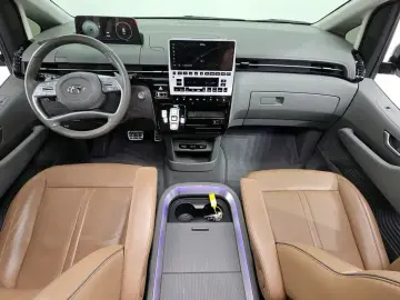 2022 Hyundai Staria с пробегом 55 011 км