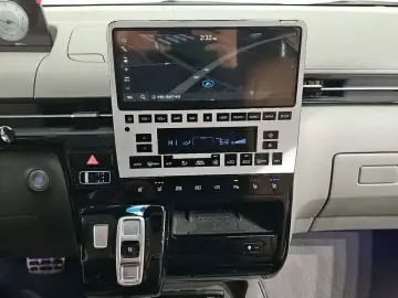2022 Hyundai Staria с пробегом 55 011 км