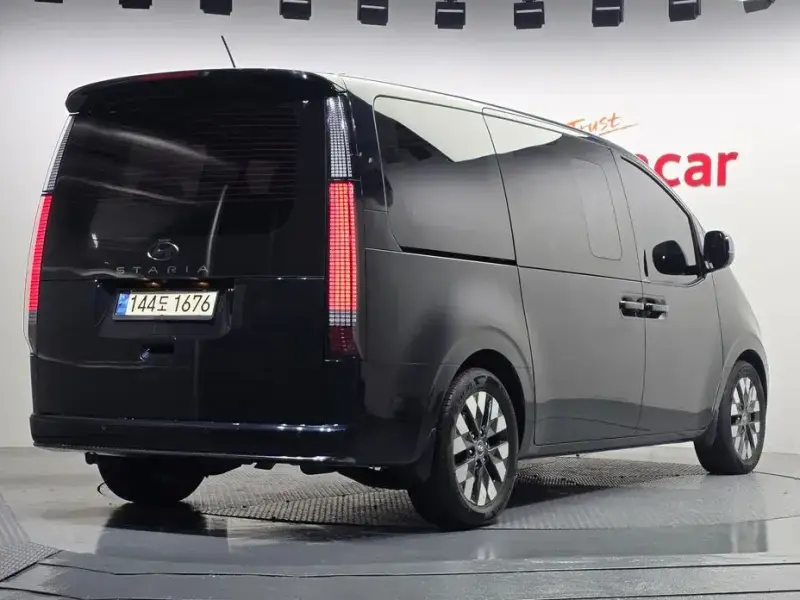 2022 Hyundai Staria с пробегом 89 529 км