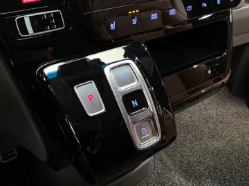 2022 Hyundai Staria с пробегом 89 529 км