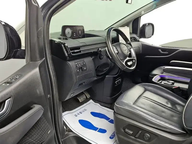 2021 Hyundai Staria с пробегом 93 158 км