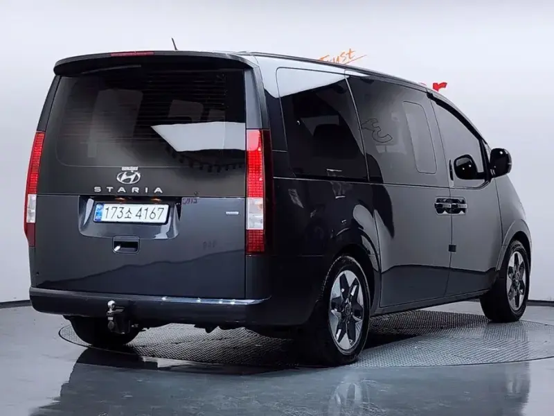 2021 Hyundai Staria с пробегом 32 913 км