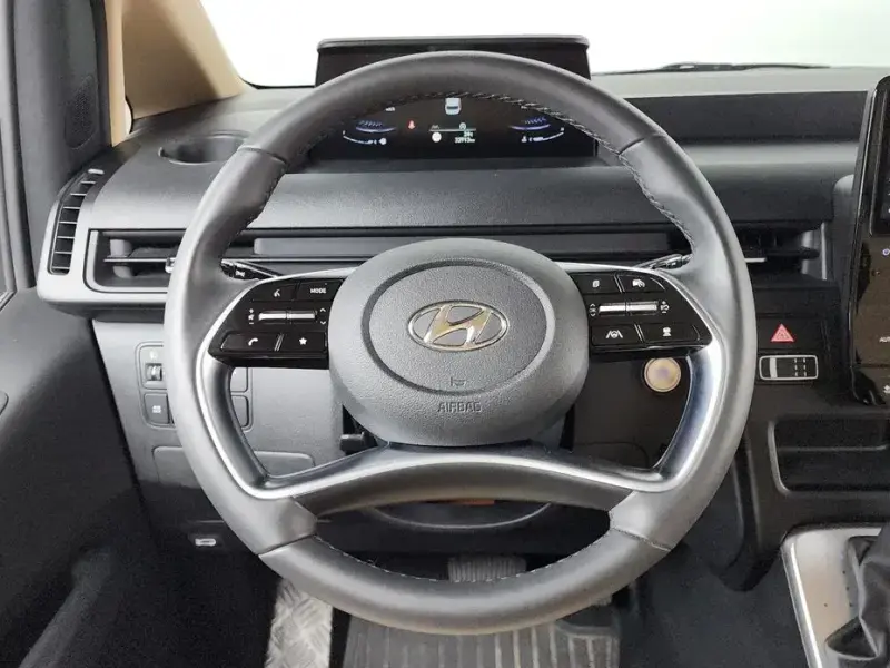 2021 Hyundai Staria с пробегом 32 913 км