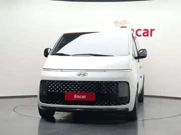 2021 Hyundai Staria с пробегом 42 006 км