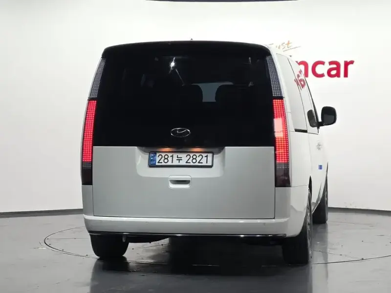 2021 Hyundai Staria с пробегом 42 006 км
