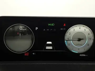 2021 Hyundai Staria с пробегом 42 006 км