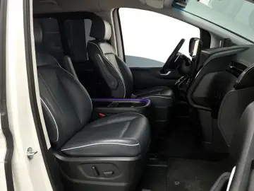 2021 Hyundai Staria с пробегом 42 006 км