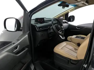 2021 Hyundai Staria с пробегом 90 390 км