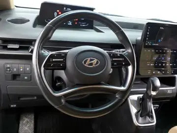 2021 Hyundai Staria с пробегом 90 390 км