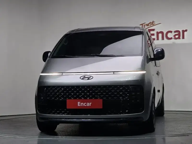 2022 Hyundai Staria с пробегом 77 875 км