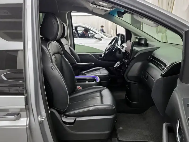 2022 Hyundai Staria с пробегом 77 875 км