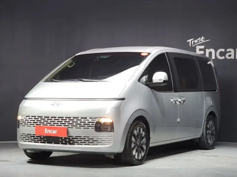 2022 Hyundai Staria с пробегом 40 163 км
