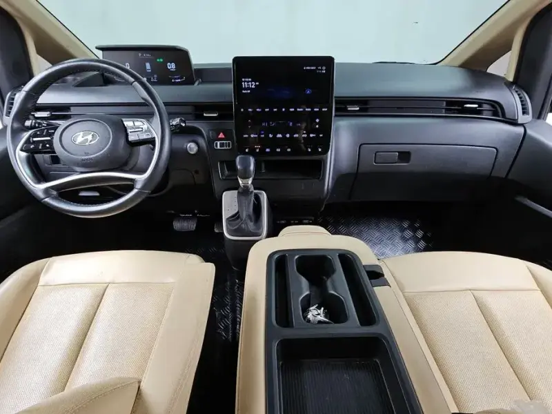 2022 Hyundai Staria с пробегом 40 163 км