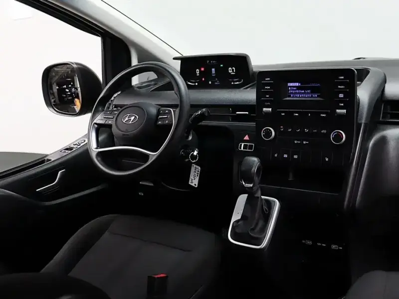 2022 Hyundai Staria с пробегом 35 829 км