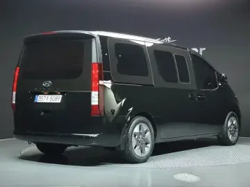 2022 Hyundai Staria с пробегом 69 974 км