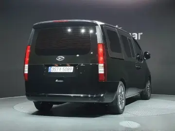 2022 Hyundai Staria с пробегом 69 974 км