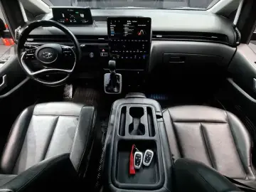 2022 Hyundai Staria с пробегом 69 974 км