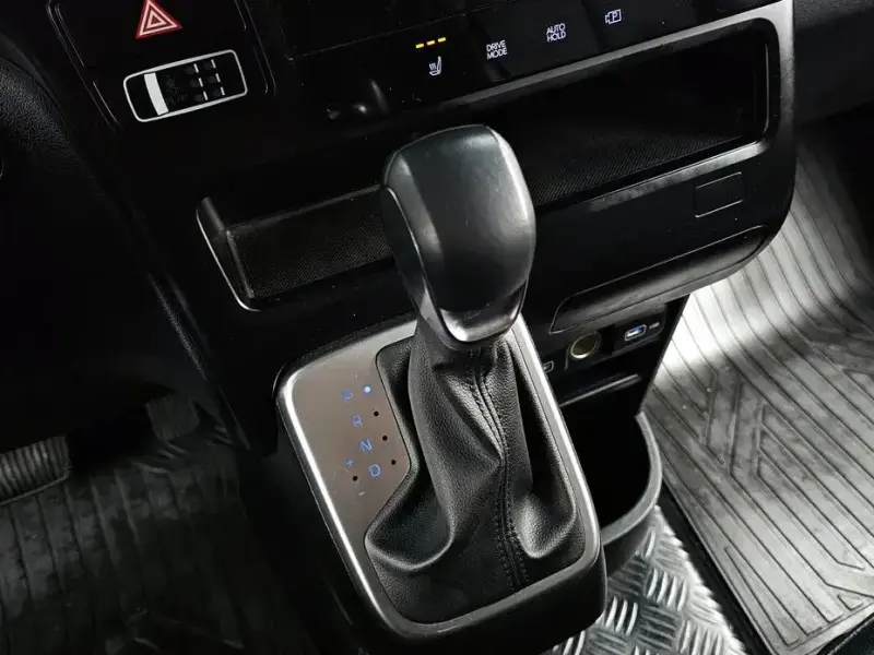 2021 Hyundai Staria с пробегом 69 911 км